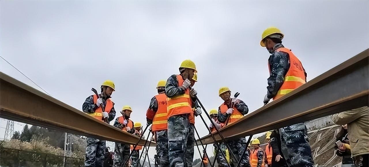 10多年前，墨西哥不讲信用撕毁中国300亿高铁订单，2.7亿违约金只愿赔810万