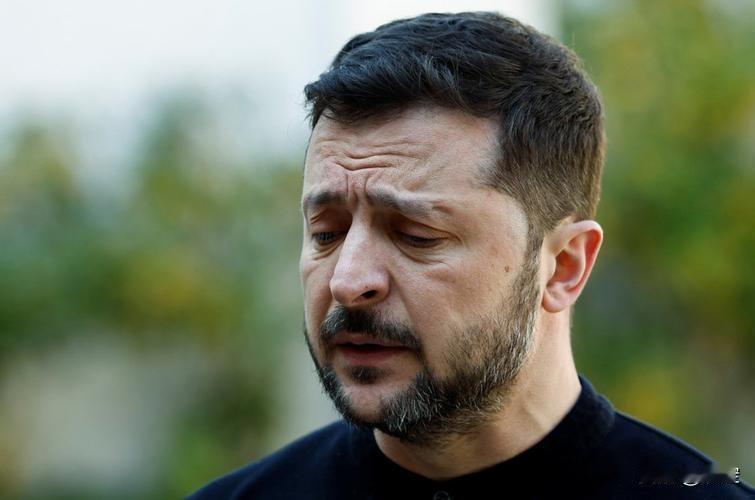 又吹牛逼了，泽连斯基给乌军下令:每个月消灭俄军五万。俄乌冲突俄军在乌克兰部署有7