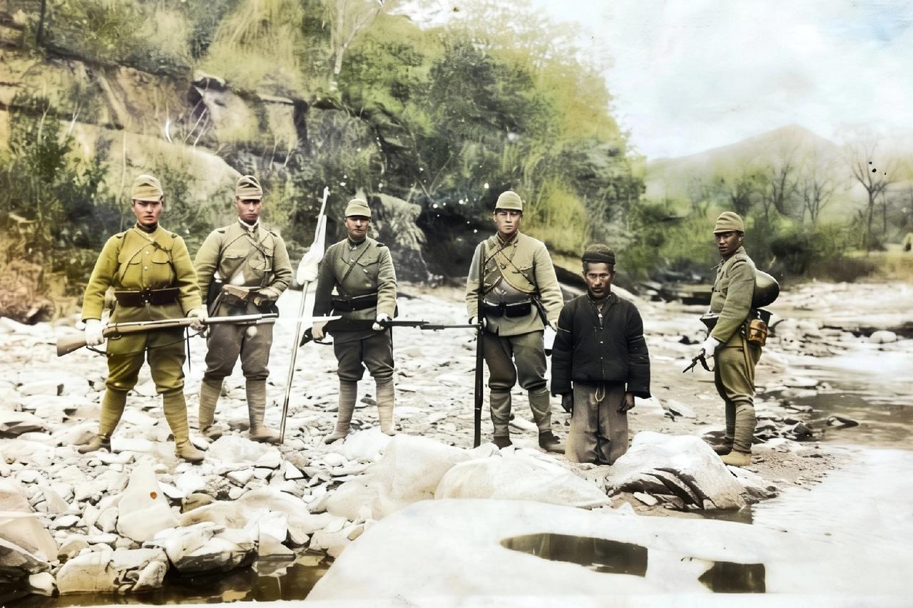 这不是剧照，而是日寇在东北大地上犯下滔天罪行的铁证，这一张照片拍摄于上世纪30年