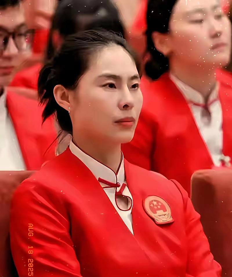 球员生涯还没结束，就拿到高级教练资格证，是不是太早？像王思雨这样尚未退役就获得