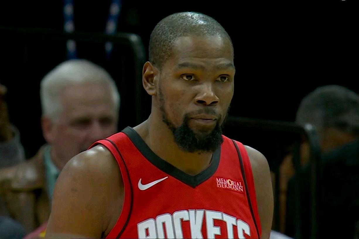 奇葩的火箭，湖人关键的神！火箭打的太混乱了，又是失误满天飞，主场再次奉献离谱