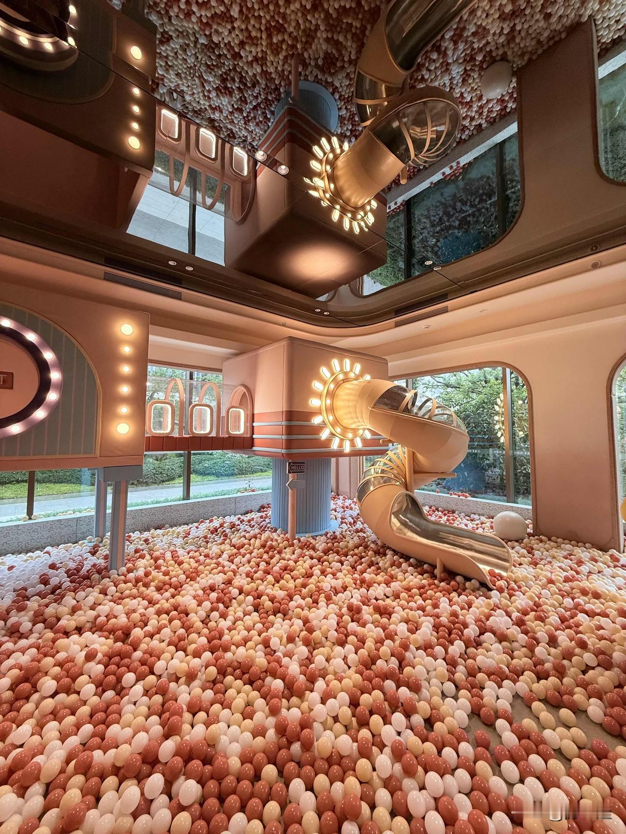 广州开发商，真的卷疯了！以前，我从来不敢想，一个总价最低450万起的楼盘，配