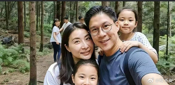 郭晶晶在社交平台晒出假期vlog，大大方方晒出儿女，也只能是霍家了！
