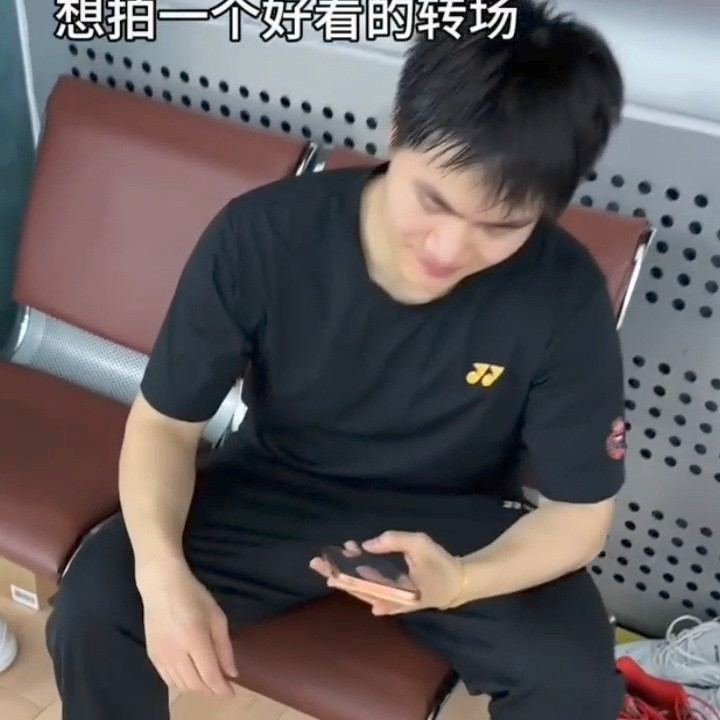 好漂亮啊我宝宝🥰🥰🥰梁伟铿