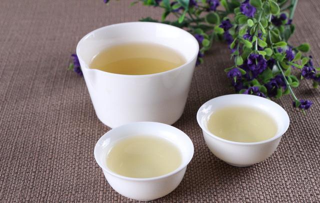常用茶水漱口好处多, 能清除口臭防流感