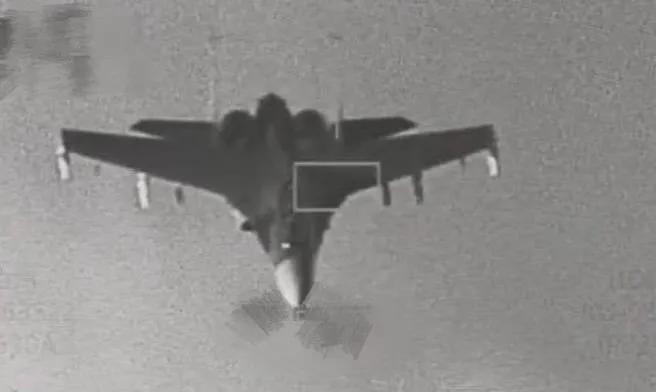 红外侦察≠超视距打击：从“狙击手”荚舱看两岸BVR战力差距台湾空军F-16V