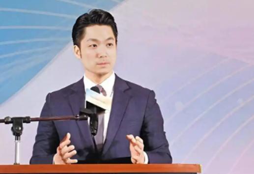 彻底炸锅了！台湾已故军方将领之子曝出惊人内幕，称父亲郭礼伯临终前亲口交代，章孝严