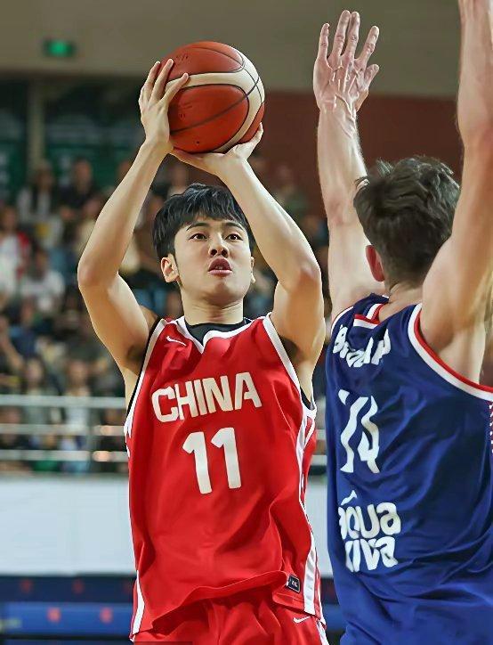 未来可期！男篮希望之星张博源的留洋起点算国产锋线天花板吗？19岁锋线张博源正式
