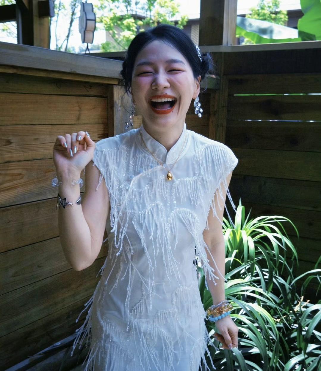 #记录我的2025#果然上海女人和旗袍适配度很高，以前真的没有get到金靖漂亮