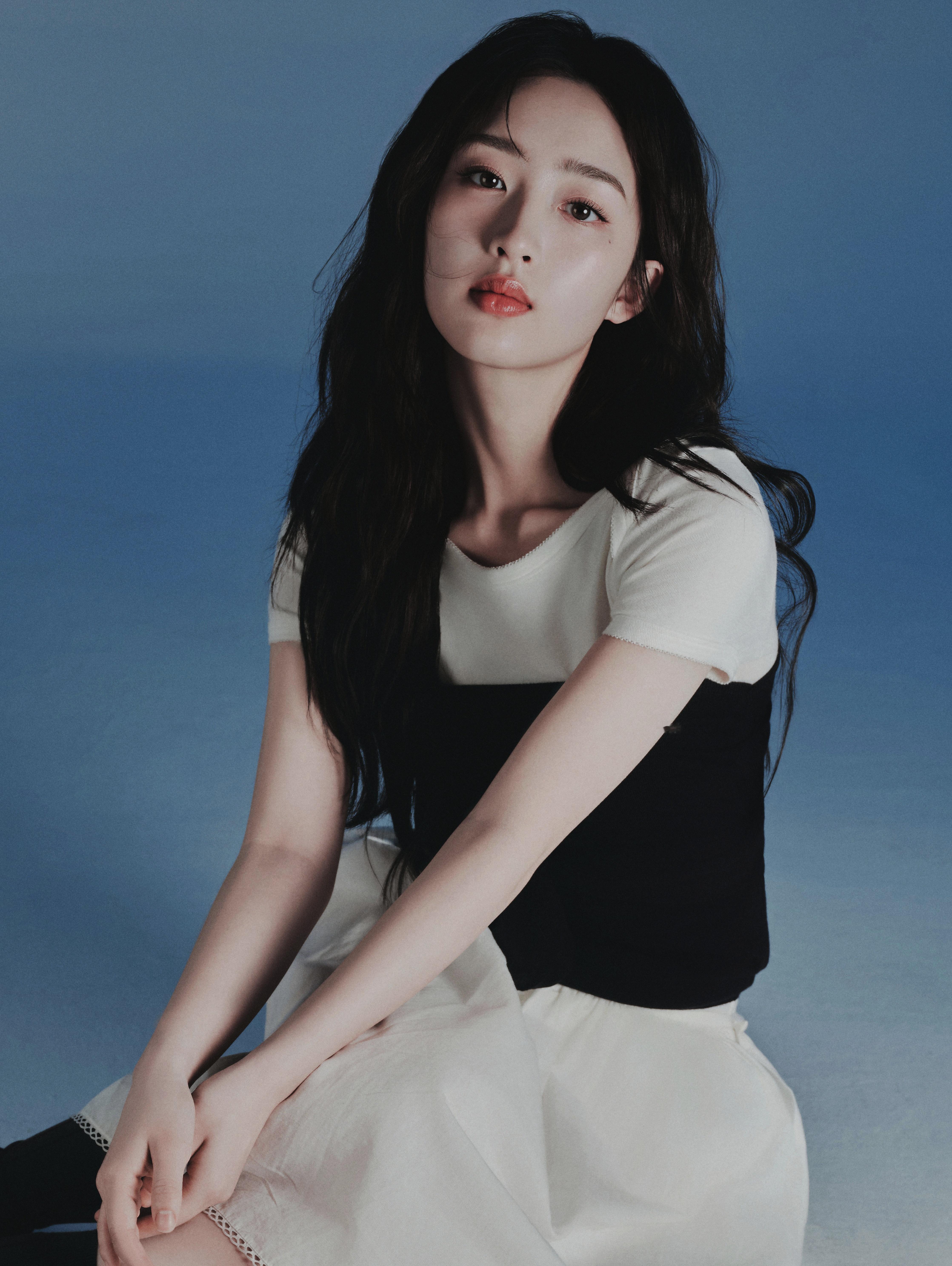 邓恩熙在复制粘贴的时代，你是手写的诗