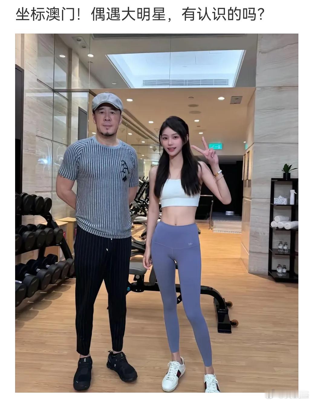 不提他的名字，只说他的代表作、事迹或者经典台词等，证明你认识他