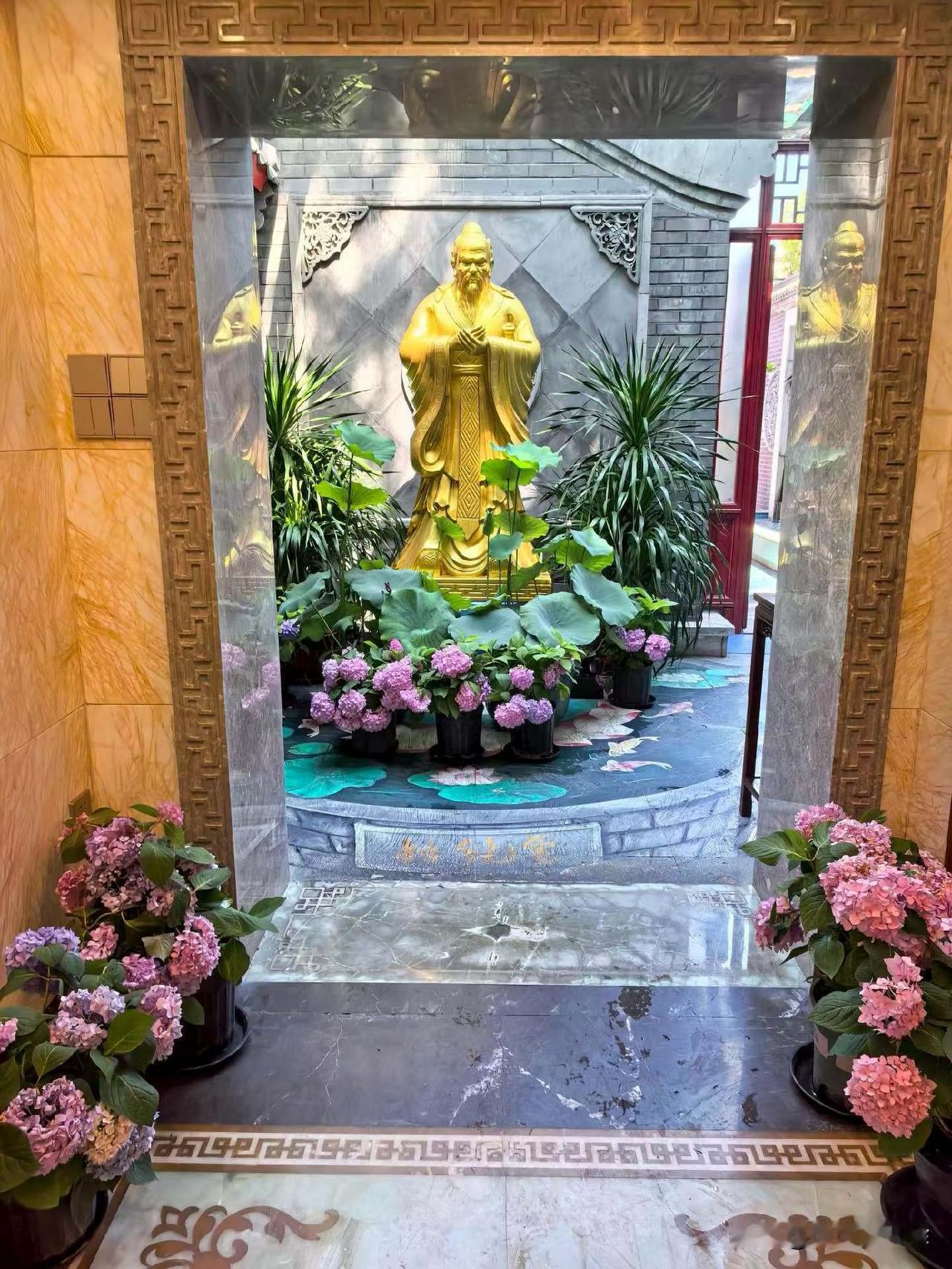 中医师不想被管理，这是个人的认知局限，因为中医馆是一个平台，需要沟通，协作，配合