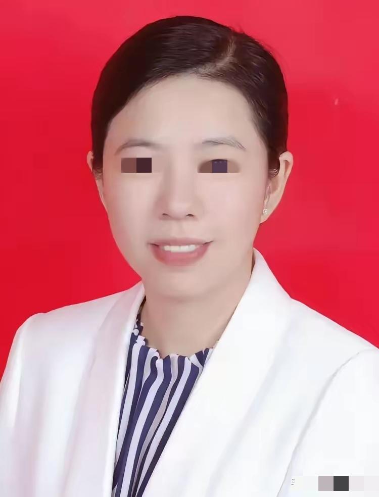 與论反转了，心疼永州周女士。自己净身出户，房子票子孩子全给了男方，就是为了保