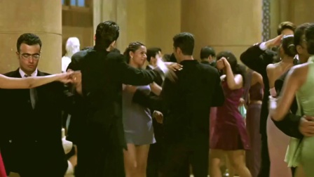 凤凰香香肚皮舞 新娘嫁人新郎不是我 原创附分