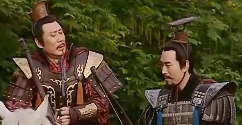前143年，周亚夫临终前问汉景帝："臣平定七国之乱救了大汉江山，陛下为何要逼死您