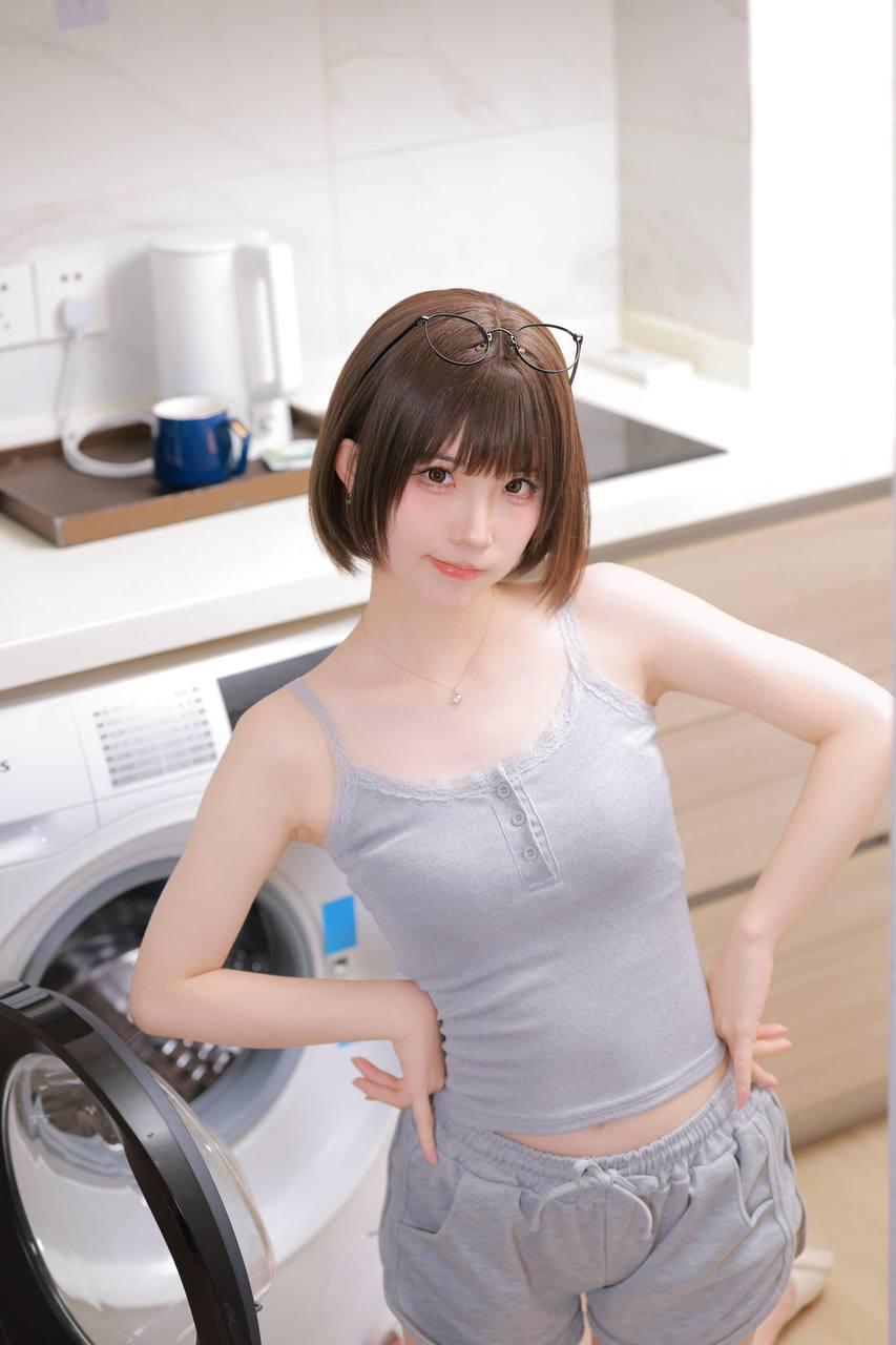 居家慵懒风，轻松一刻的午后时光少女风写真照懒懒午后时光居家慵懒风格