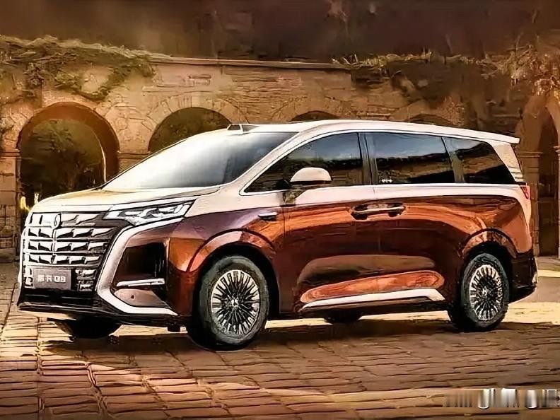 25万级选豪华MPV，真的不用硬咬着合资入门款死磕。腾势D9的DM-i两驱入门