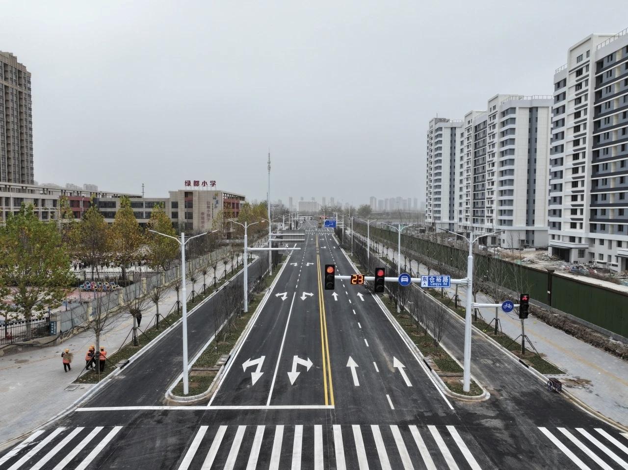 直达复兴大街，开车出行提速，石家庄仓裕路通车啦！仓裕路（翟营大街—复兴大街）西起