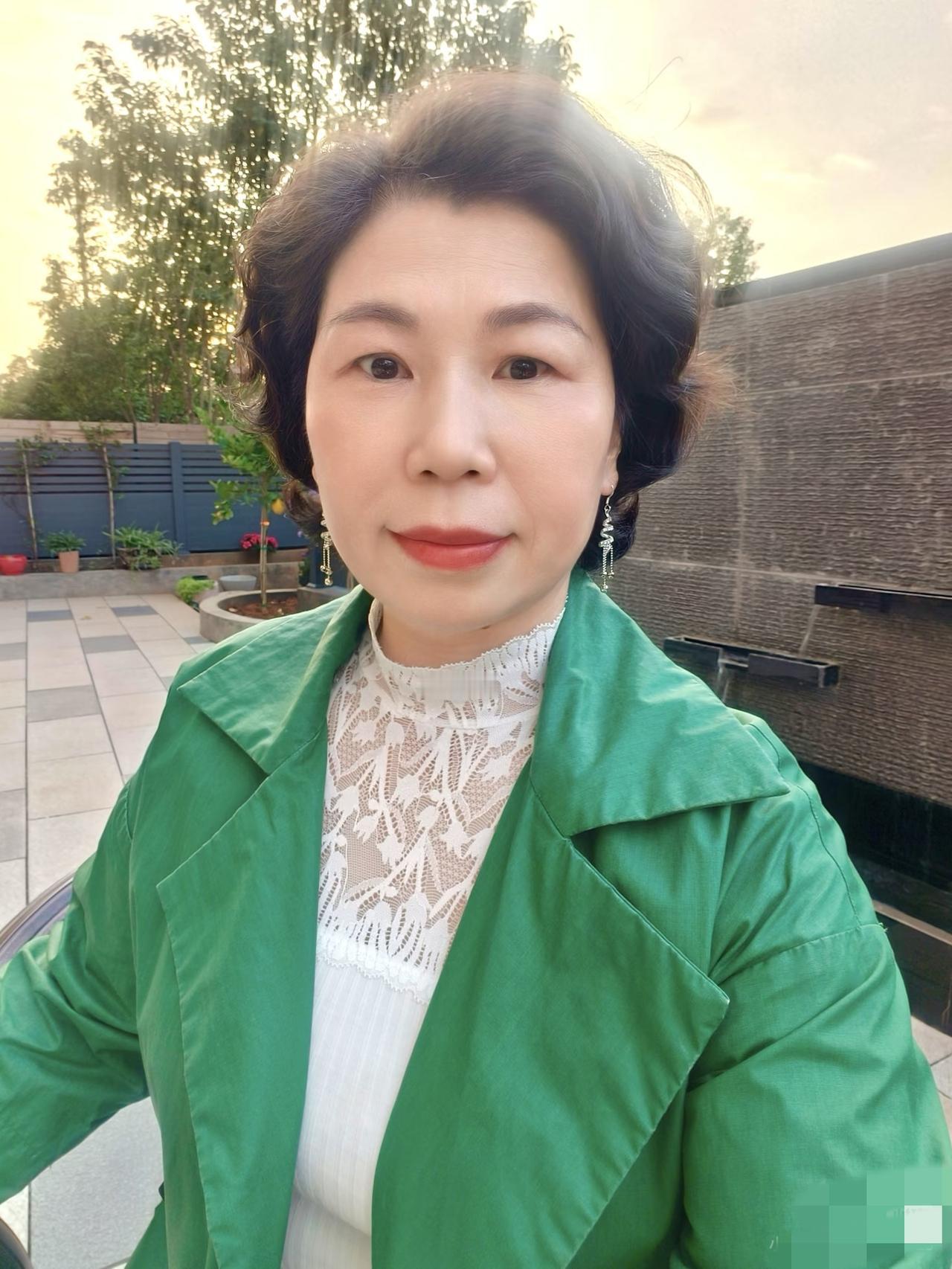 我不打算给女儿带娃了，原因有三点。第一，帮女儿带娃，精神上的压力实在太大了，每