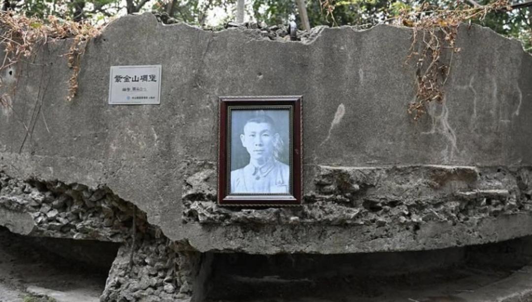 不久前，杭州市民刘先生去萧山区凤凰坞村爬山，当时他突发低血糖，被烈士墓前的一颗糖