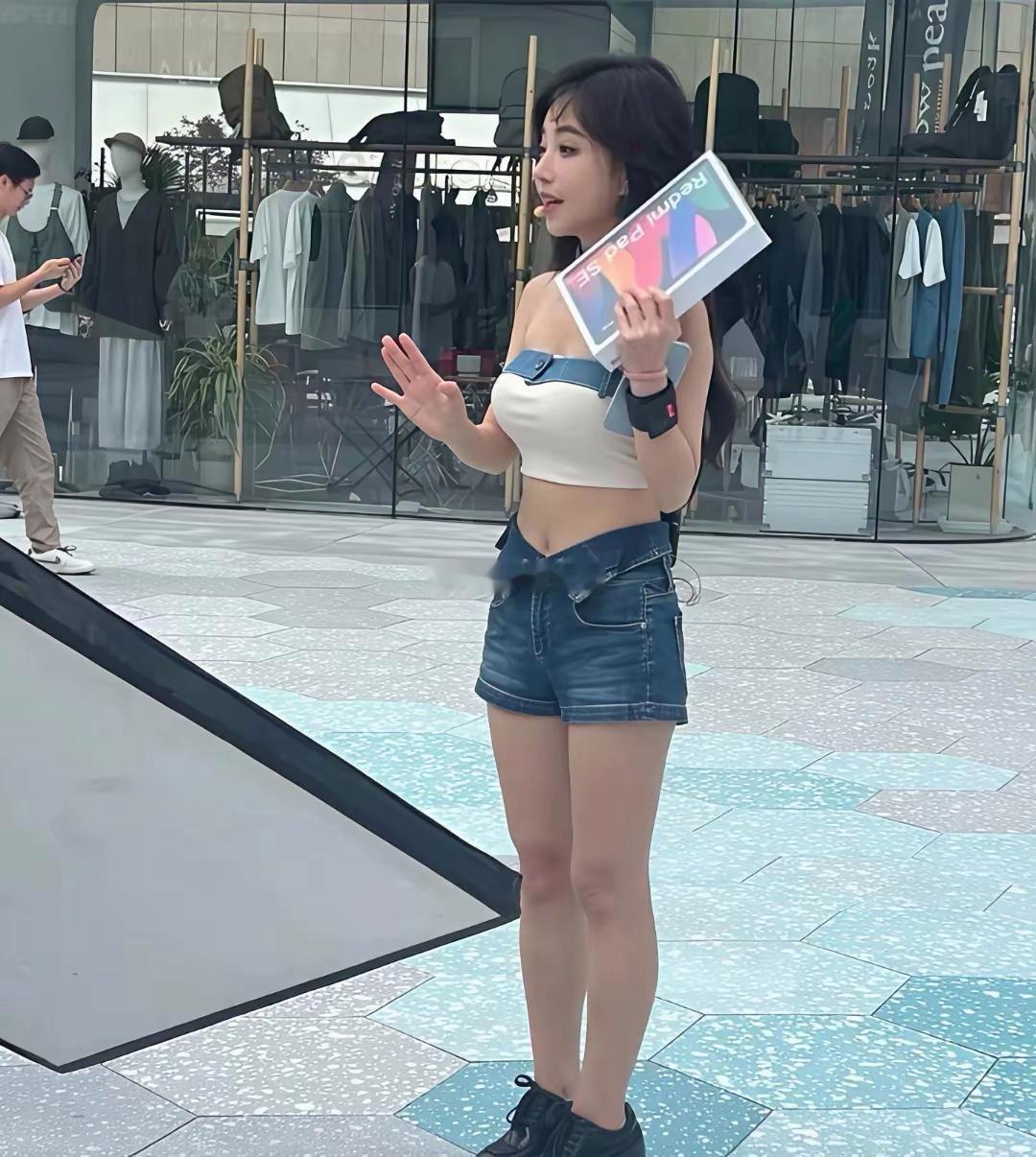 冯提莫去掉美颜长这样​​​
