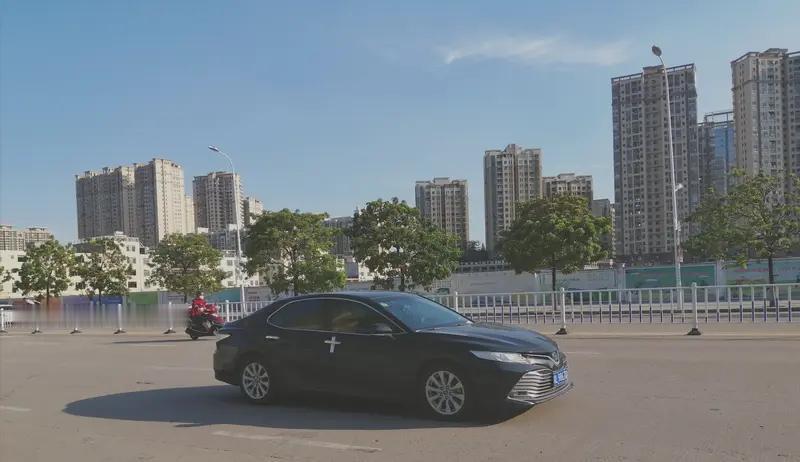 太魔幻了！曾经加价抢破头的日系车，现在打骨折都没人要？前几年去丰田本田4S店
