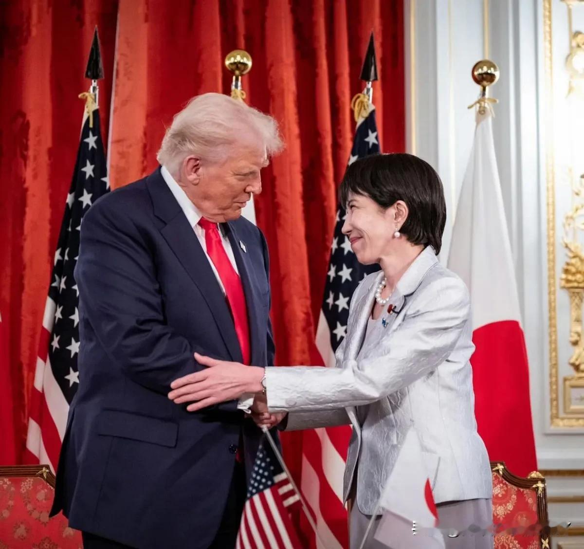 特朗普伸手向日本要了5500亿美元，这钱不是借，是硬要！他在个人社交媒体上