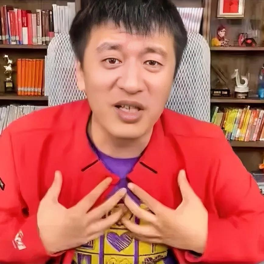 我小姨是医院心脏科的，她告诉我一个事实，她说，像张雪峰这样的，虽然他的身体状