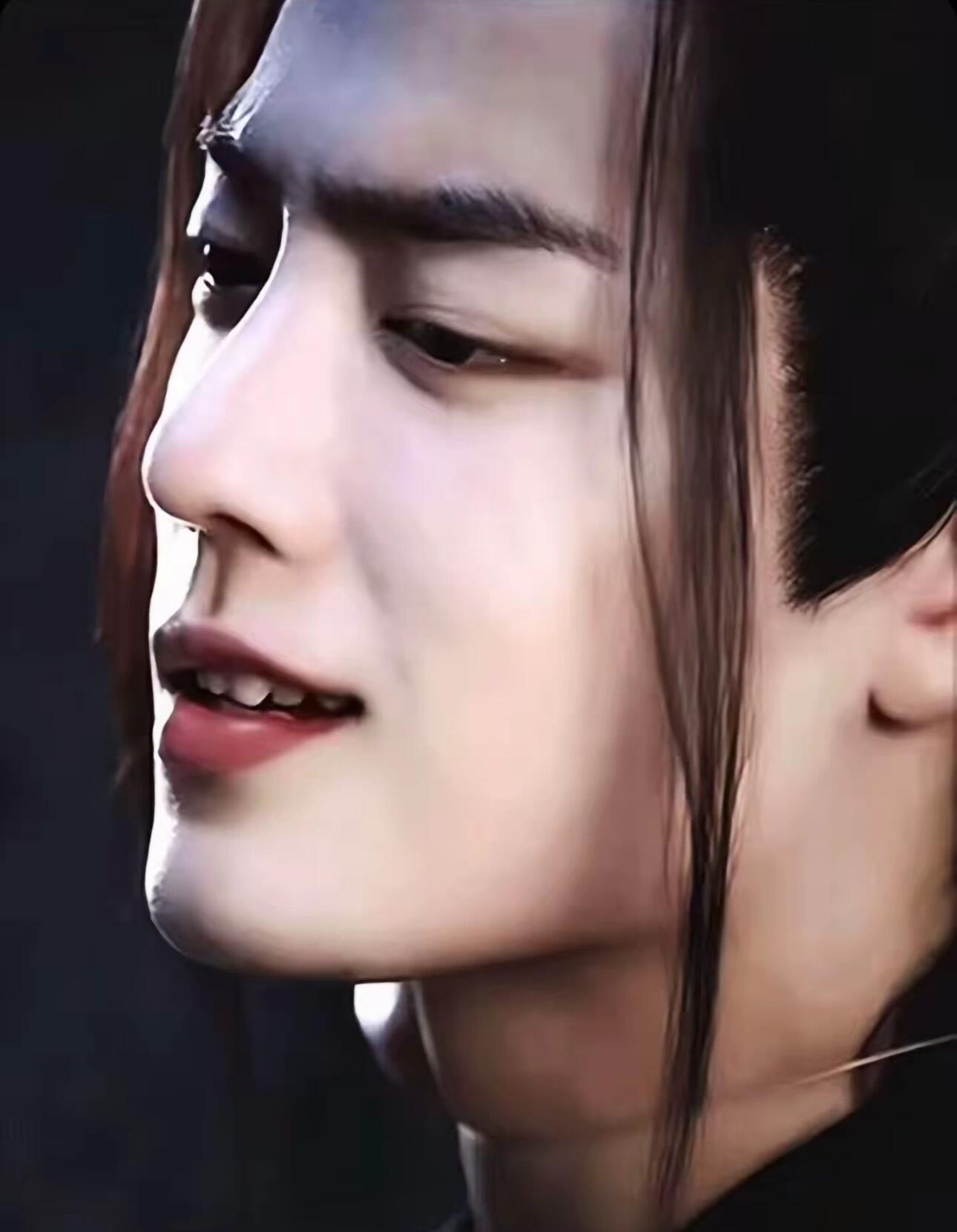 美人嗔怒​​​