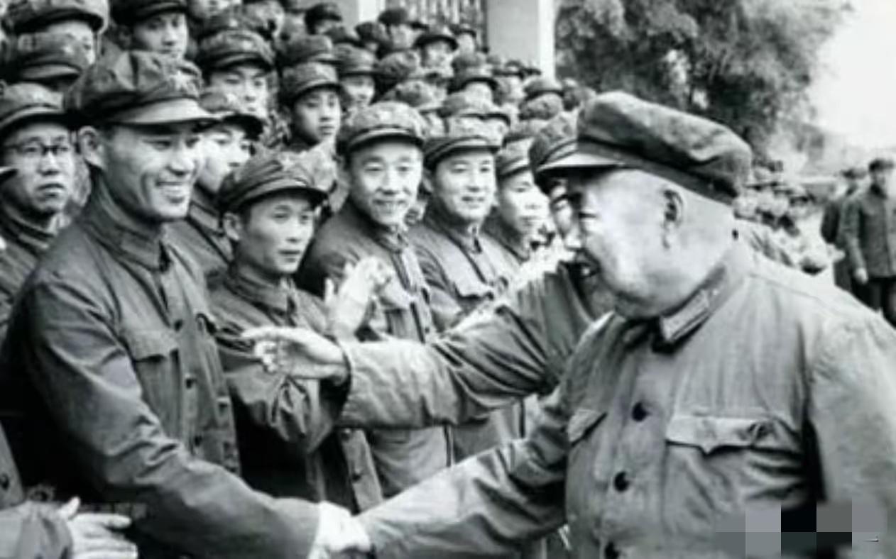 1979年中越边境冲突，如按许世友的打法，从海上突入越南中部，向河内进攻，口号定