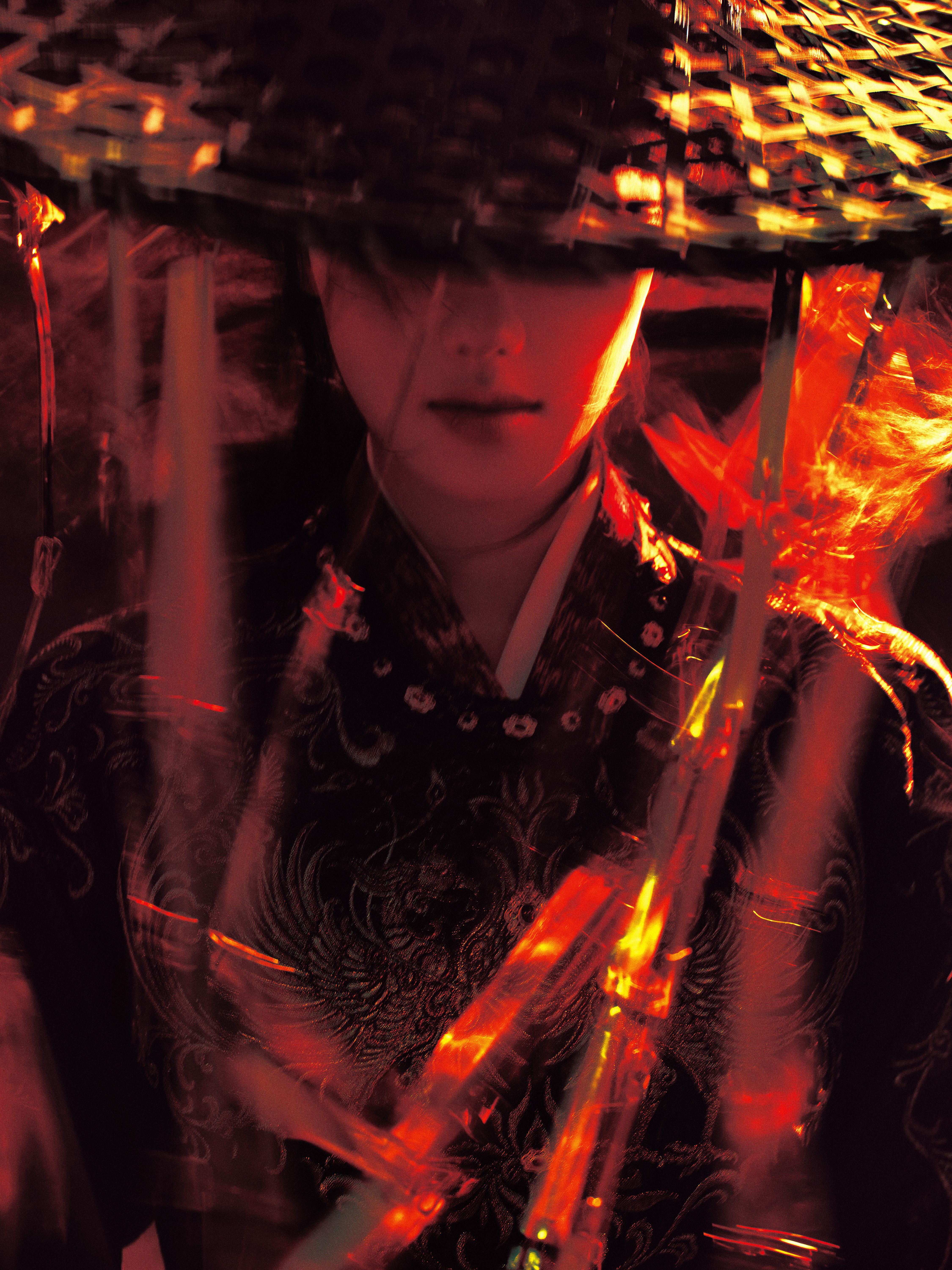 白鹿马上江湖摄影照片！就跟唐宫奇案一样，蒙了一层神秘面纱，李佩仪底色是血色还是炽