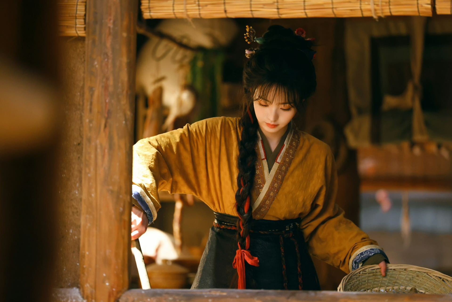 跟着田曦薇吃香的跟着田曦薇吃香喝辣的“我杀猪养你”从田曦薇嘴里说出来杀伤力太大