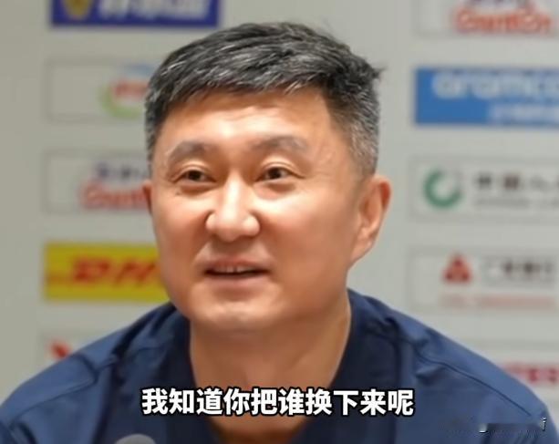 17分惨败给广州队后，广东球迷有三问杜锋！第一问:徐杰和拉科塞维奇为什么不一