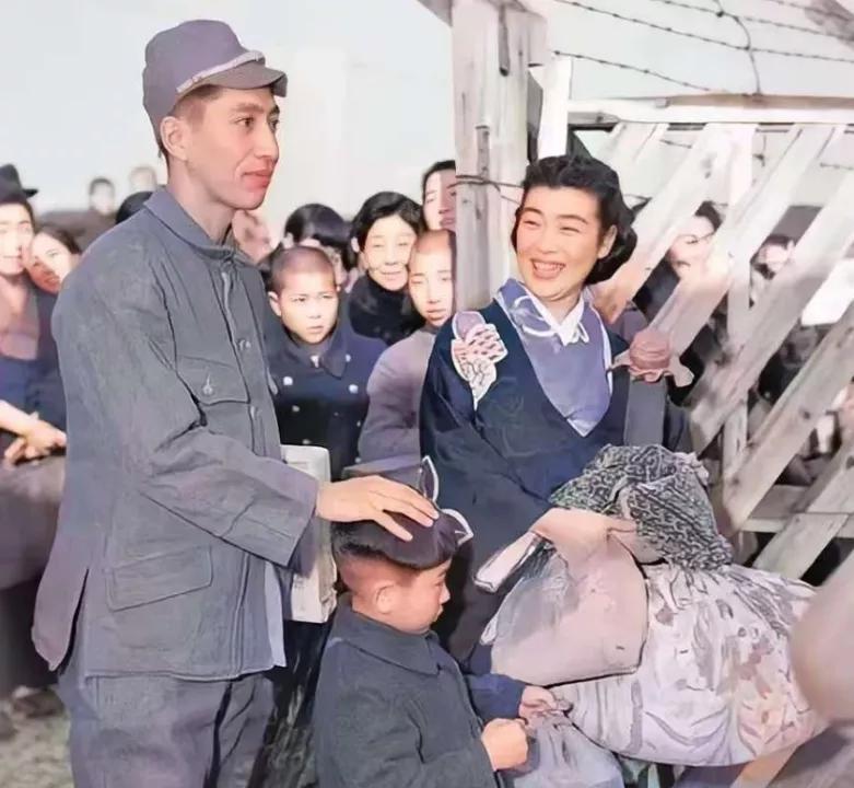1937年12月13日，南京沦陷，所有侵略南京的日军都参与了烧杀抢掠，强奸妇女。