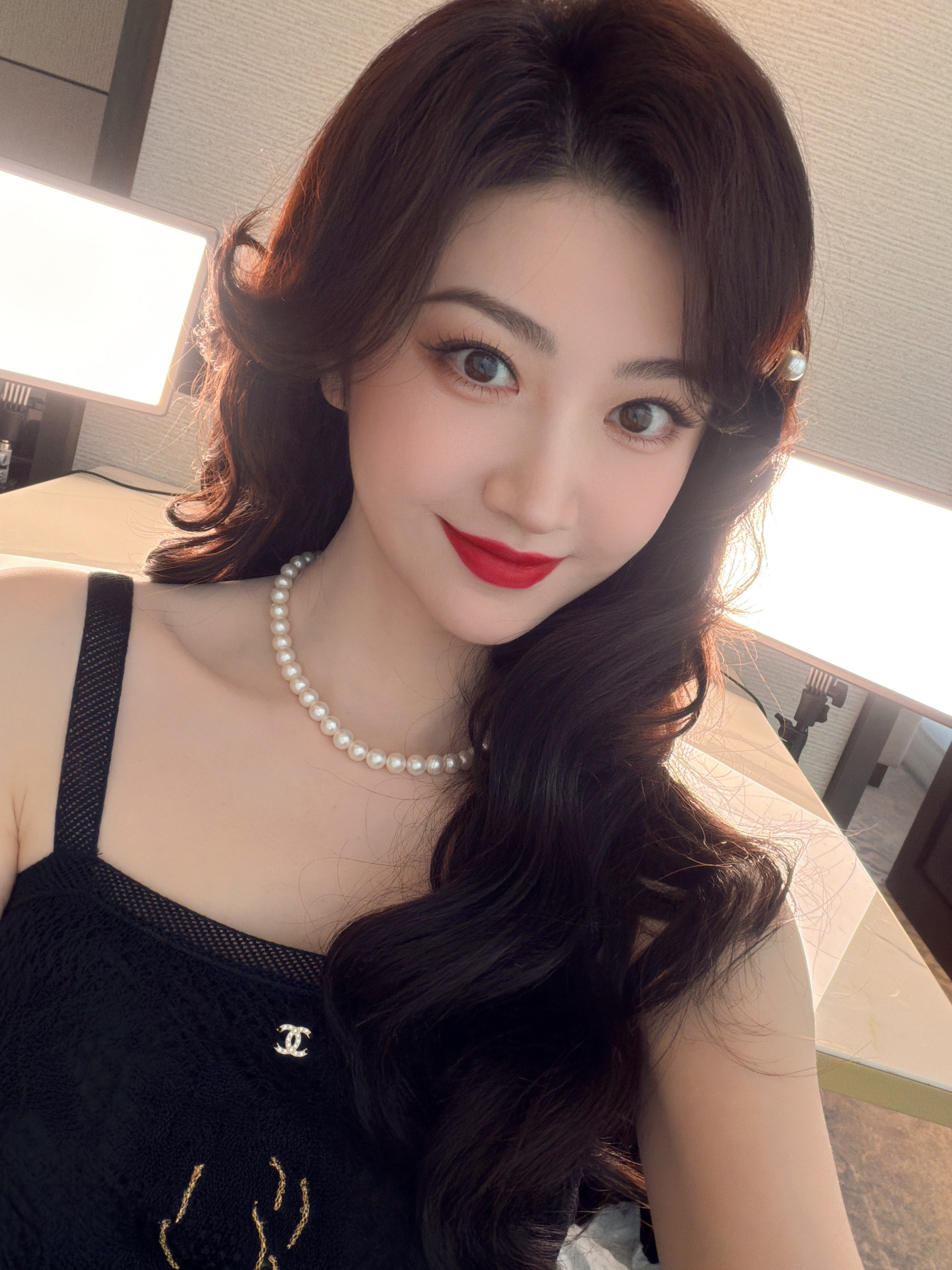 景甜❤️甜宠time周五好！静态：自拍送到～动态：正在上传～