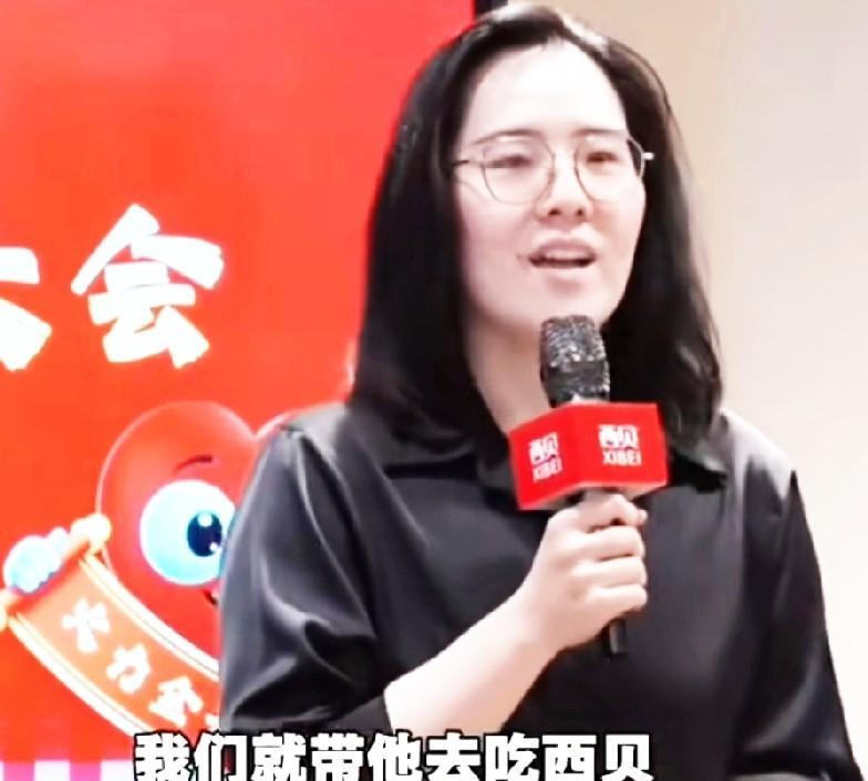 一岁小孩在西贝学会吃饭，这事是真的。但这并不能说明西贝有多好，反倒说明父母差劲，