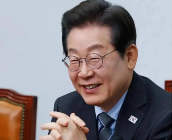 最新消息 韩国突然宣布了 最近韩国宣布了一项让中国游客朋友圈刷屏的政策：