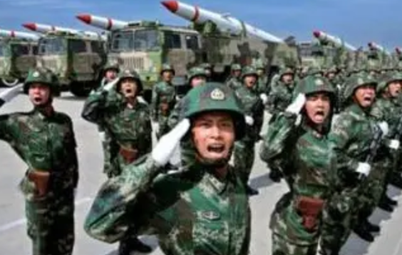 如果中国全力支持巴基斯坦，印度能挺几天？不夸张的说，只要中国一出手，印度连反抗的