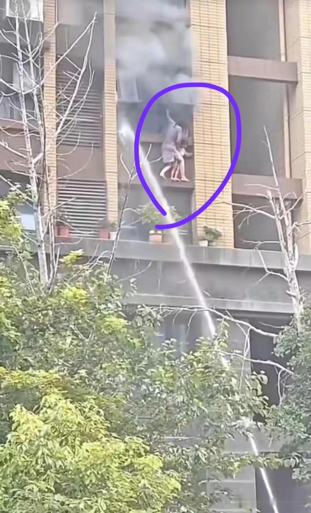 连云港那对母女的事，给所有女人都提了个醒，可以嫁个不好看的，也可以找个有钱的