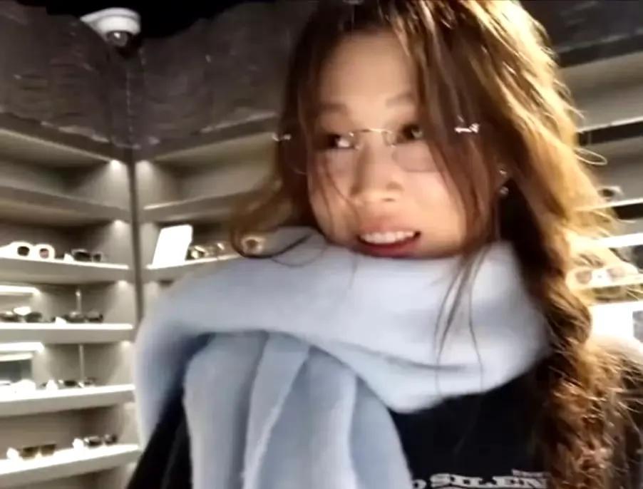 小沈阳女儿沈佳润韩语惊艳，语言天赋引热议近日，一段小沈阳女儿沈佳润的视频在网络