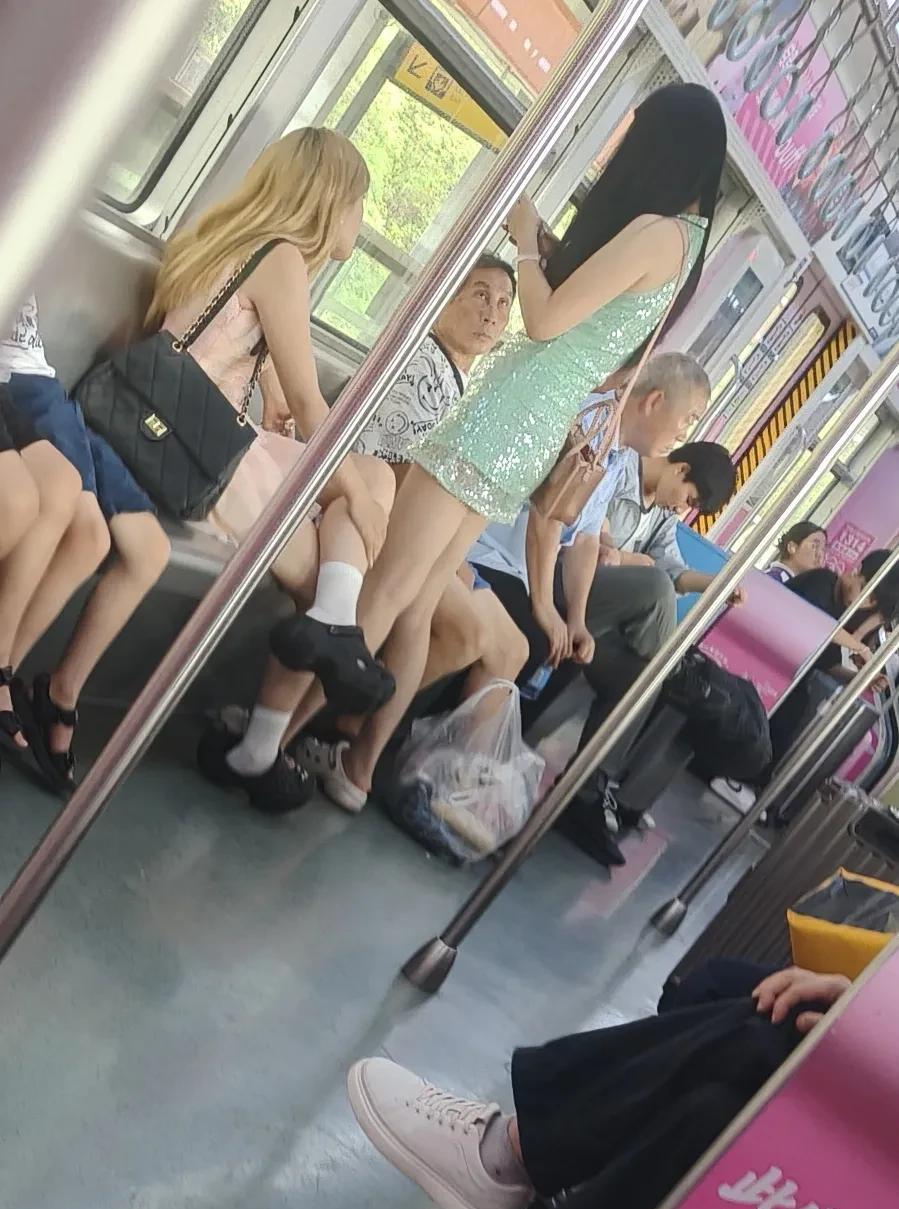 大爷想起了一些往事