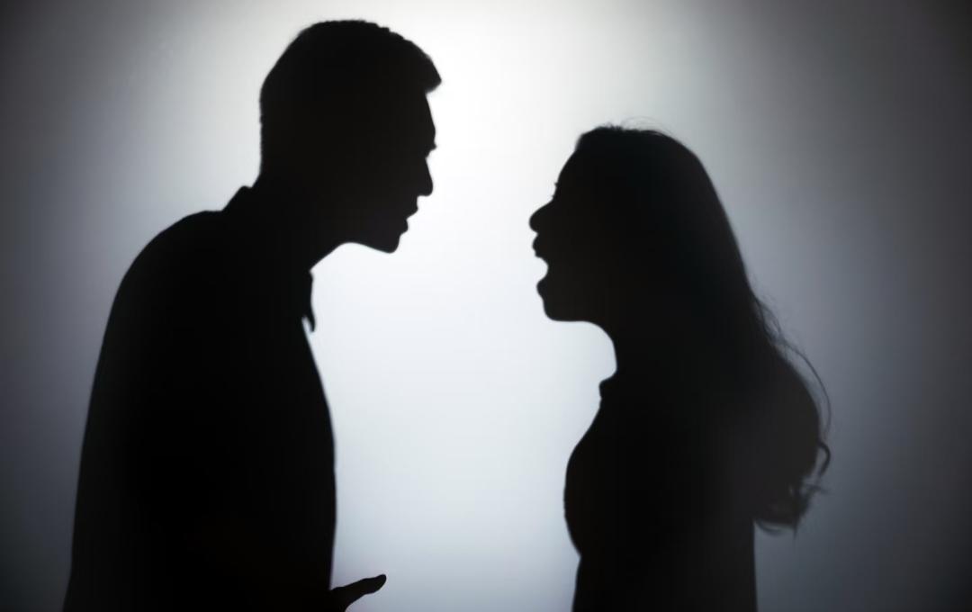 冯唐说：一个女人最蠢的事就是没好好读书长见识却急着在底层男人堆里找爱情!