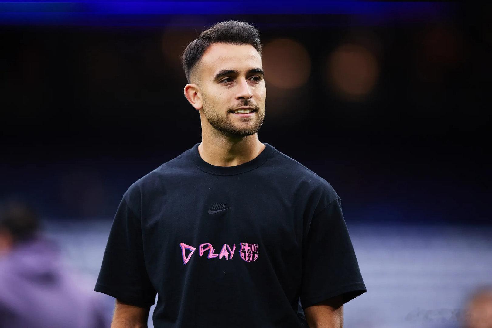 【他留下】《世界体育报》：24岁的巴萨后卫埃里克-加西亚与球队的合同明年夏天到期