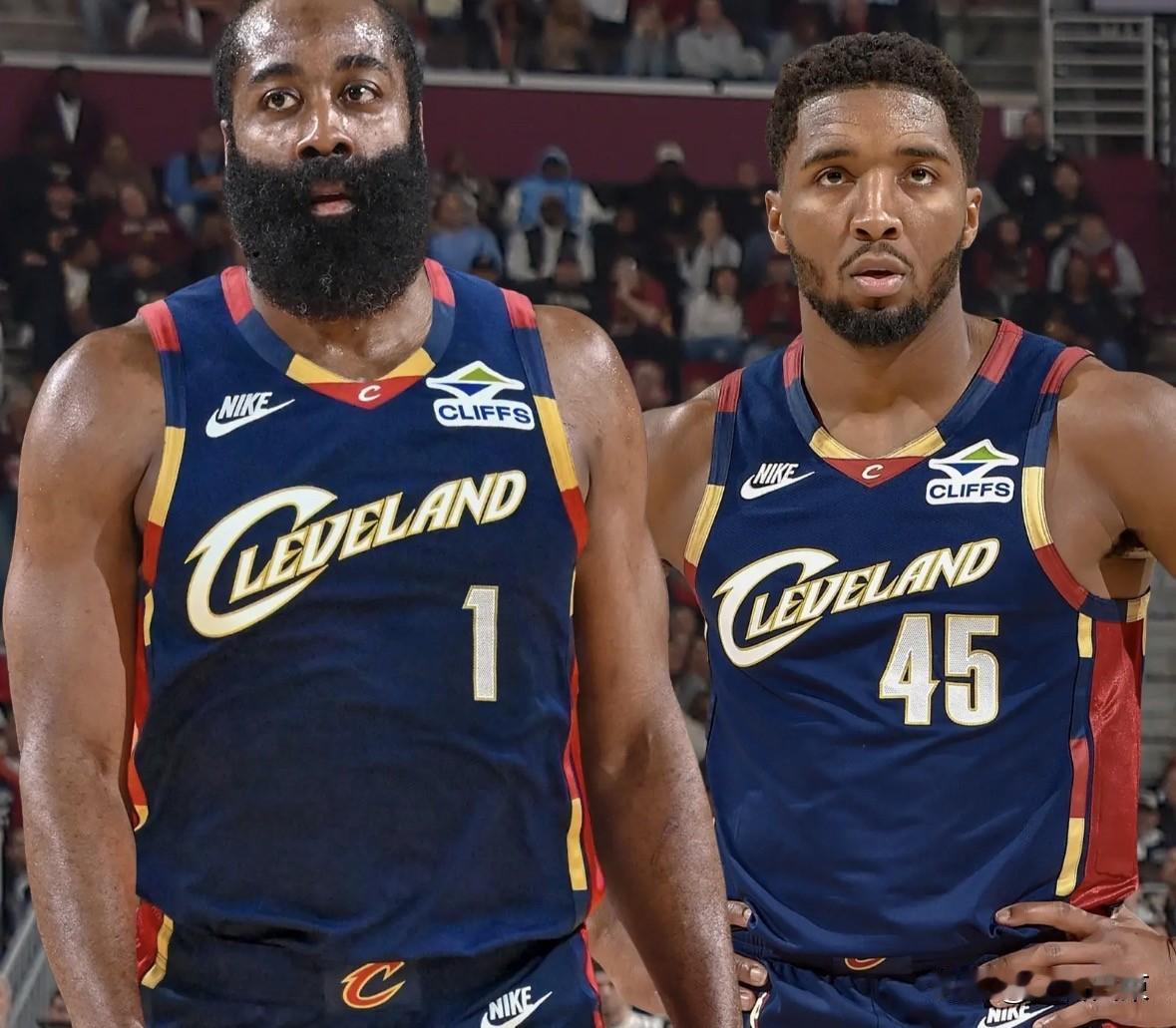 詹姆斯哈登和米切尔能力值对比：篮板能力——哈登＞米切尔盖帽能力——哈登＞米切