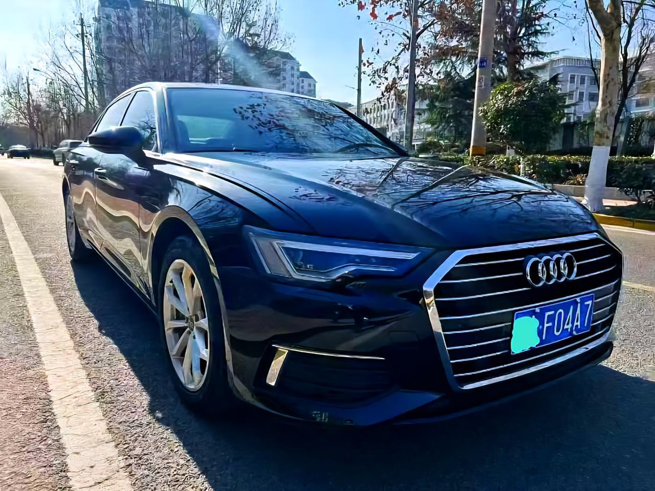 如果从一个二手车从业者的角度上来讲，这肯定是有无数个理由。比如说二手车便宜，二手