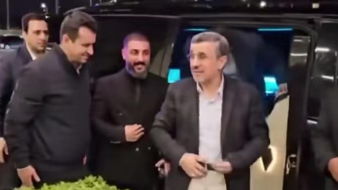 前一段消失的前总统内贾德。现在突然又亮相了。伊朗是不是又有大动作了呢？自从以色列