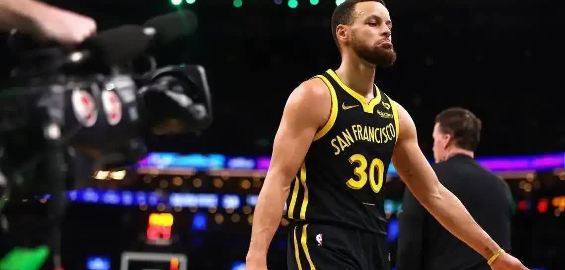 勇士超级巨星斯蒂芬-库里真是实至名归！今天NBA官方公布了新赛季西部联盟十大球星