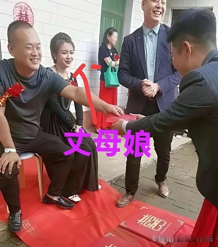 不得不说，这是年度最美丈母娘，没有之一！
