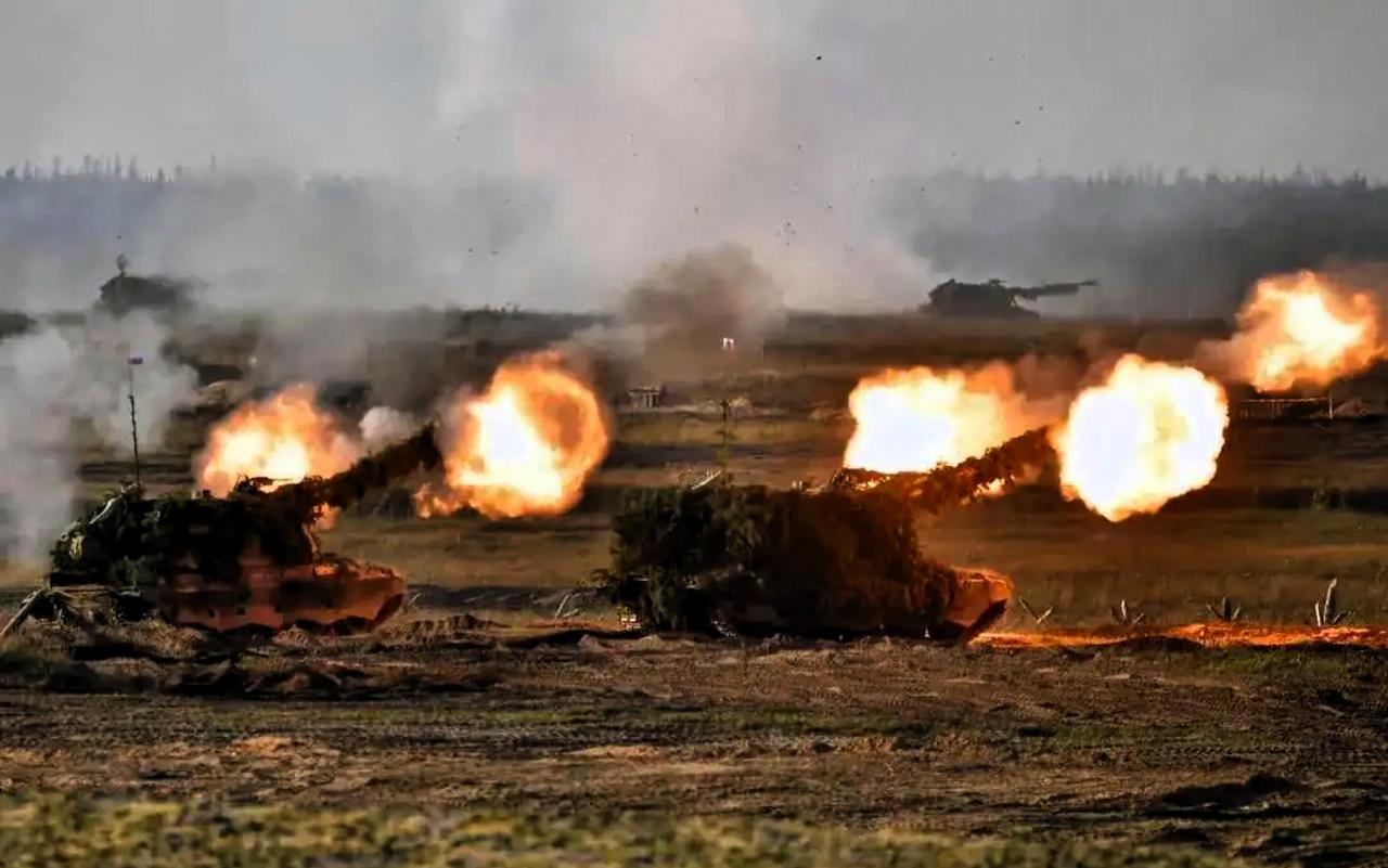 万万没想到，第一个向俄罗斯“开重炮”的国家。不是美国，也不是日本。而是一