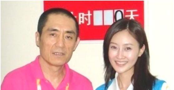 2008年北京奥运会闭幕式结束后，成龙给张艺谋打电话说：“那个女孩我相中了。”